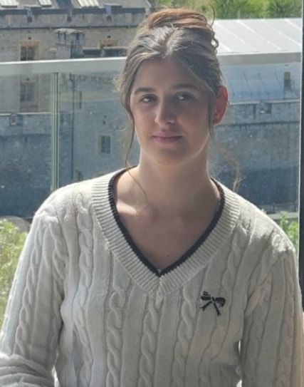 Henar Ullivarri, tutor at Henar Academy